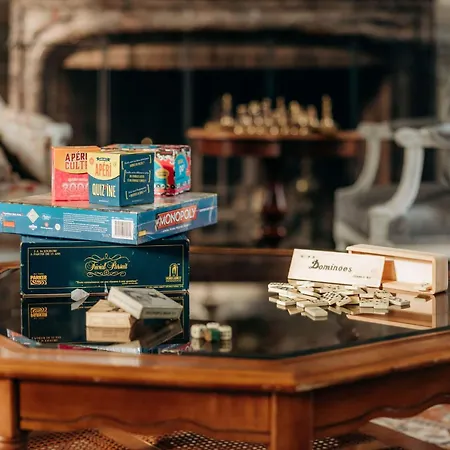 Casa de Férias Château De Marigné - De Charme- 15 Pl Cre-sur-Loir