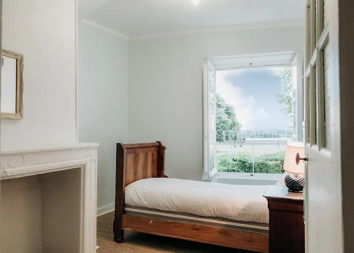 Chateau De Marigne - De Charme- 15 Pl