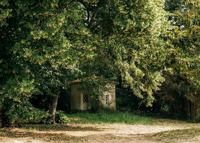 Chateau De Marigne - De Charme- 15 Pl