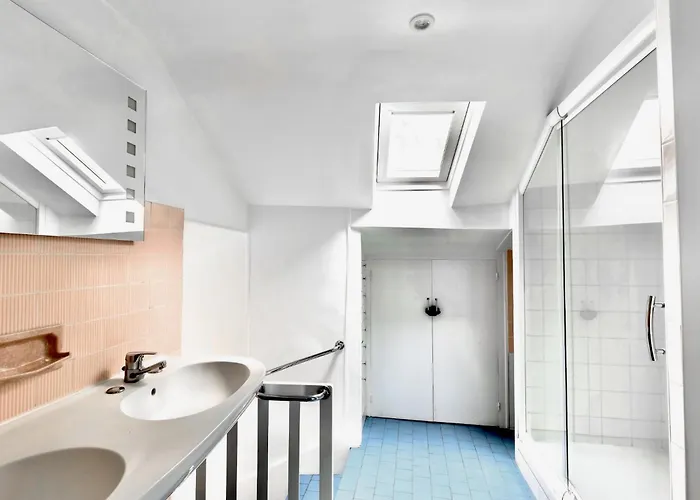 Chateau De Marigne - De Charme- 15 Pl Vakantiehuis Cre-sur-Loir